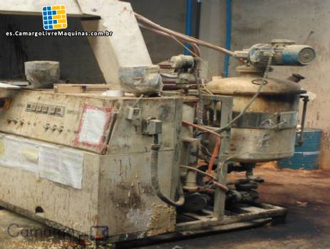 Inyecci�n de poliuretano duro-a Saip SRL