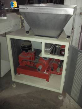 Alimentador con mezcladora y transportador de tornillo tipo Triblender masas nuevas