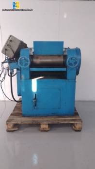 Molino refinador de rodillos con 2 cilindros