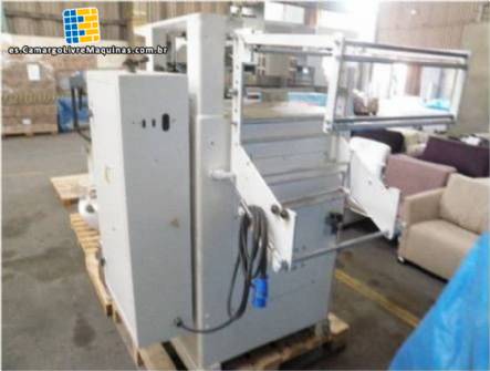 Máquina de embalaje y dosificación
