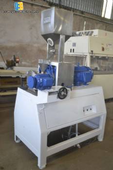 Extrusora monohusillo para snacks Inbramaq