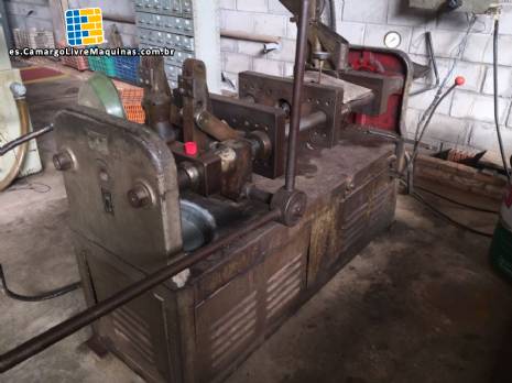 Inyector de cable de pl�stico