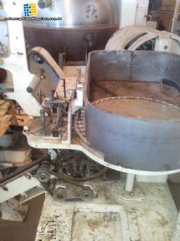 Lunares chocolate marca paquete Nichimen