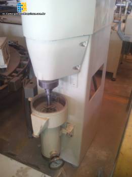 Refinador de chocolate en el estado