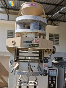 M�quina dosificadora y envasadora autom�tica Matisa para productos granulados y en gr�nulos.