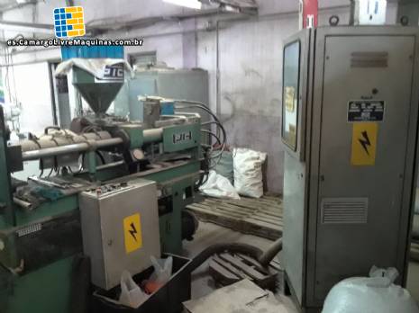 M�quina de moldeo por inyecci�n PIC