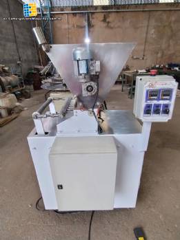 Dispensador de chocolate semiautom�tico con 6 boquillas Sidmaq