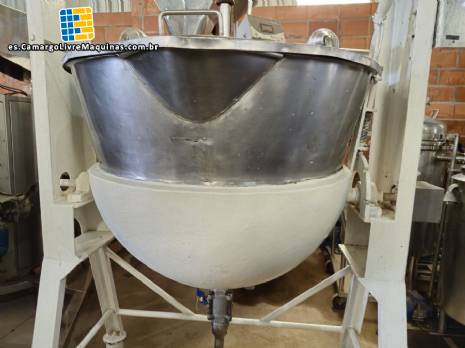 Olla con camisa de acero inoxidable y sistema de vapor interno