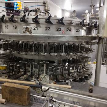 L�nea completa para la fabricaci�n de bebidas carbonatadas KHS Zegla