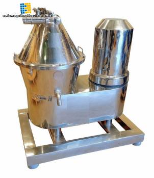 Separador centr�fugo/separador de crema de acero inoxidable ECO 5+ Revisa Centri para el desnatado y la estandarizaci�n de leche y productos l�cteos.