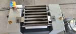 Refinador de tres rodillos para cilindros de sobremesa para laboratorios Exakt