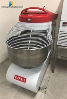 Batidora industrial 80 kg G.Paniz Batidora industrial 80 kg G.Paniz