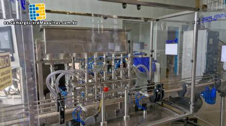 Línea de llenado completa con máquinas Tecman Nelpas Tecnoenvase Tudela para el llenado, etiquetado, taponado y posicionamiento de botellas de líquidos cosméticos. Línea de llenado completa con máquinas Tecman Nelpas Tecnoenvase Tudela para el llenado, etiquetado, taponado y posicionamiento de botellas de líquidos cosméticos.