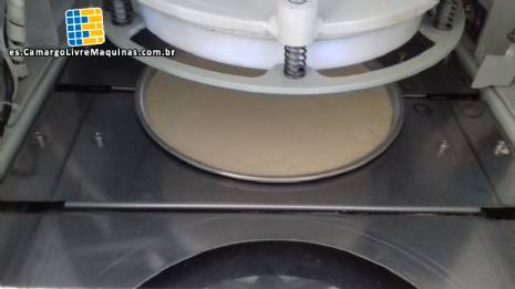 Prensa de pizza con cinta transportadora SaborMaq Prensa de pizza con cinta transportadora SaborMaq